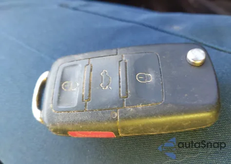 2013 Volkswagen Passat 2.0L Tdi Se z USA, uszkodzony, nr VIN 1VWBN7A37DC114218